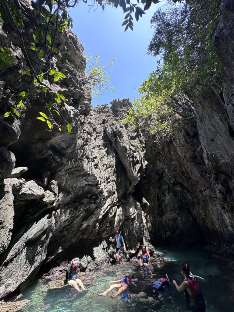 シークレットラグーン