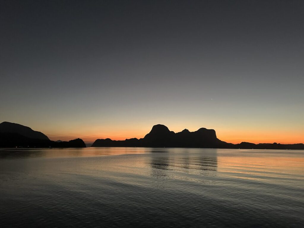 リオビーチの夕日